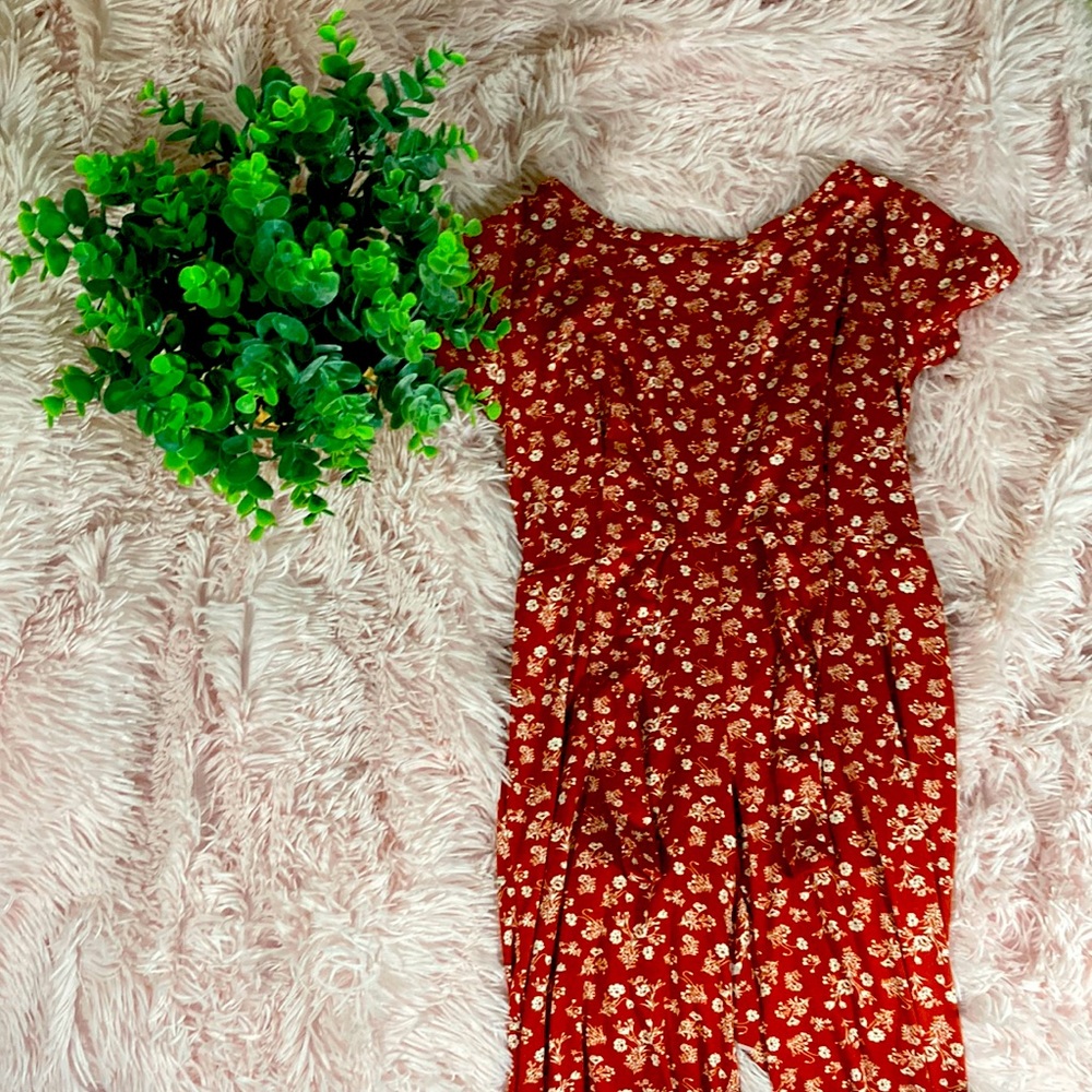 Girls 10/12 scarlet and white romper with flower design  long pant short sleeve